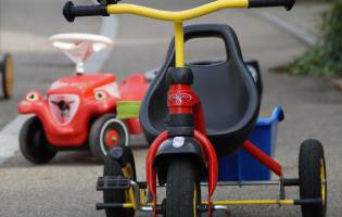 UPDATE: Kinderspielfest zum Start in die Ferien findet nicht statt Angesichts der schlechten Wetterprognose ist das für den morgigen Freitag (24. Juni) geplante...